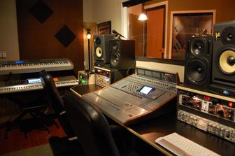 Студия звукозаписи в Семее, дауыс-дыбыс жазу студиясы Семей.