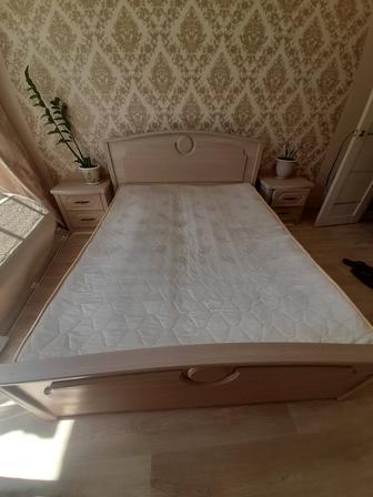 Продается спальная кровать
