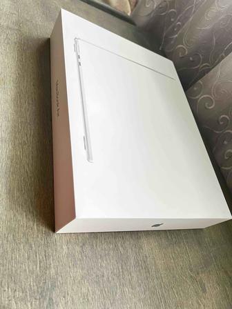 Apple MacBook Air 13.6 2024г М3