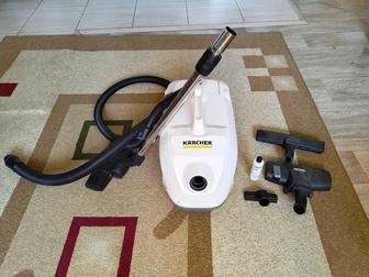 Продам пылесос с аква-фильтром Karcher DS6 Plus