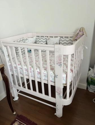 Продам кровать для девочки Happy Baby MOMMY LOVE с лимитированной коллекции