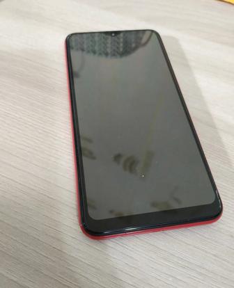 Продается телефон Samsung Galaxy A10 Красный