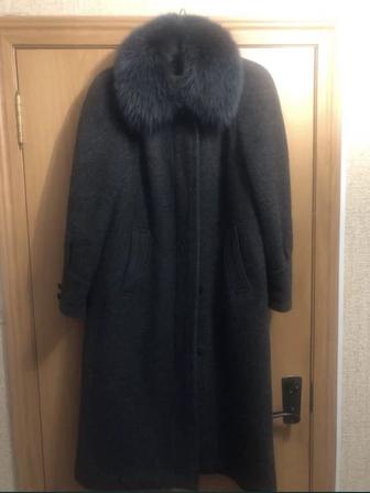 Пальто зимнее в отличном состоянии