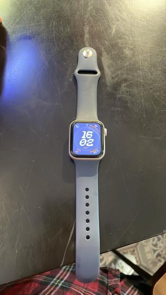 Продам Apple Watch Se 2