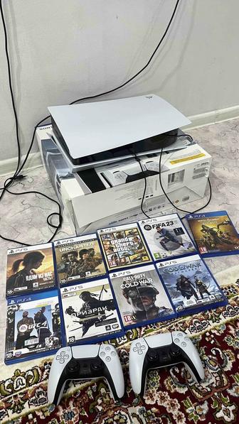 Игровая приставка Sony PlayStation 5 белый + геймпад белый