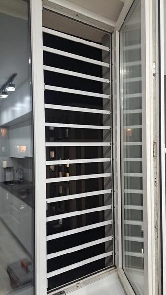Решетка на окна Бала Коргау горизонтальная алюминиевая
