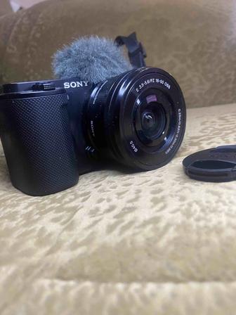 Камера Sony zv-e10