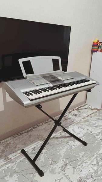 Yamaha PSR-295