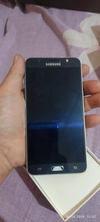Телефон Samsung Galaxi J710 2016.г