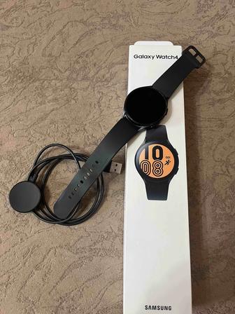 Смарт-часы Samsung Galaxy Watch 4 SM-R870N 44 мм черный