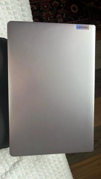 Ноутбук Lenovo IdeaPad 3 i7