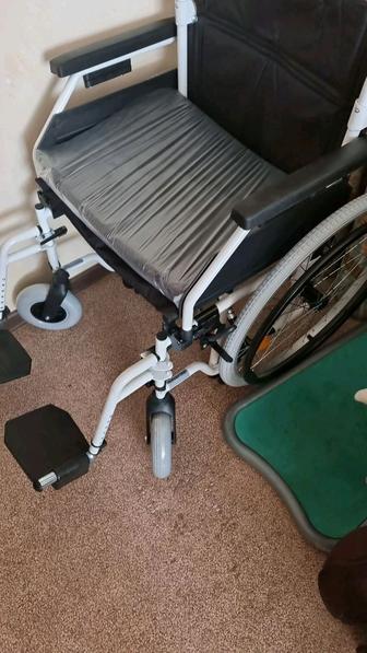 Инвалидная коляска Новая