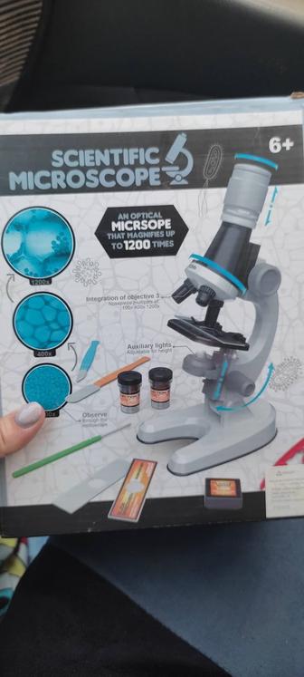 Микроскоп новый