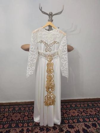 Продам национальное казахское платье