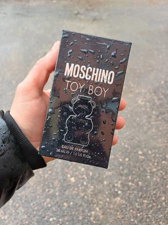 Moschino TOY BOY