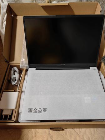 Продам Huawei Matebook D14(2024)