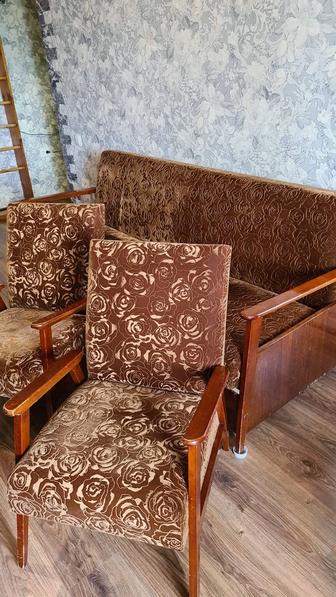 Набор мебели полностью для двухкомнатной квартиры,поизводство Югославия
