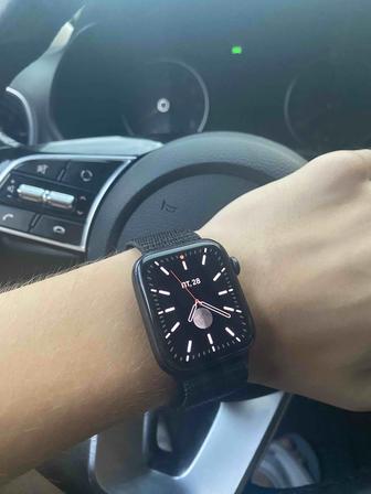 Apple Watch SE черные 44мм