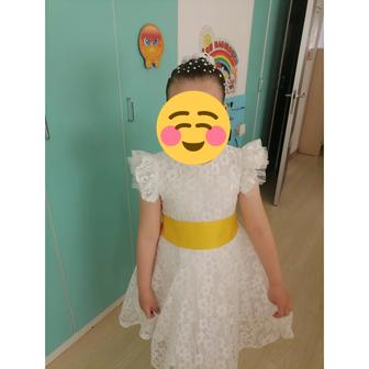 Продам Белоснежное Классное Платье для девочки