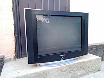 Телевизор Sumsung модели CS29Z50HPS