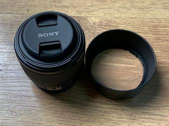 Фотообъектив Sony FE 50 mm F 1,8 Full-Frame