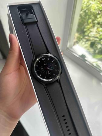 Продам часы Смарт-часы Samsung Galaxy Watch 4 Classic 46 мм черный-черный