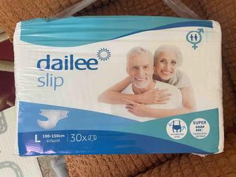 Продам подгузники dailee slip размер L - 5 упаковок.