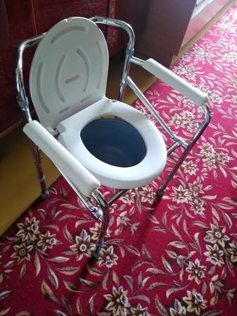 Продам кресло-туалет.