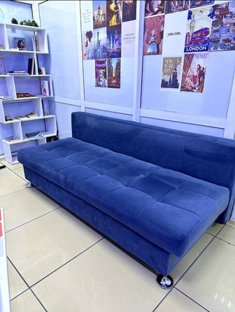 Продаю мягкий диван для дома и офиса