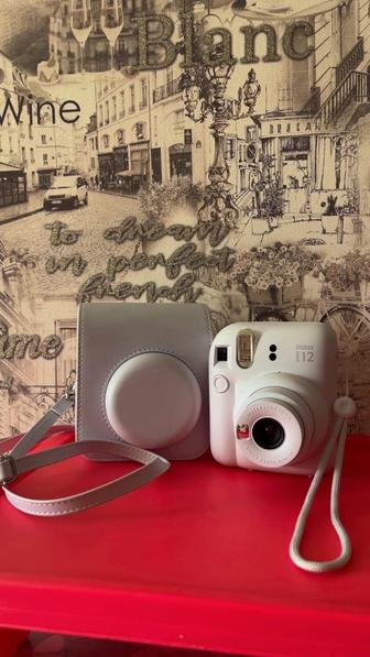 Продаю Новый instax mini