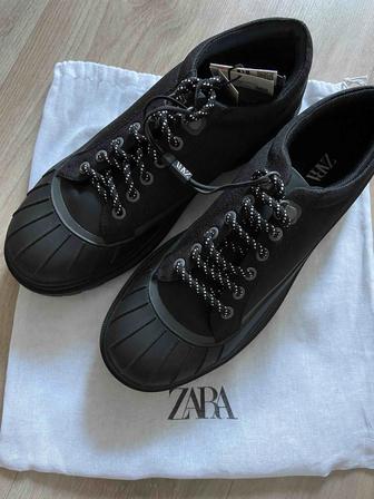 ZARA новые мужские ботинки