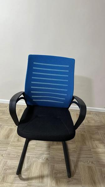 Офисные кресла/стулья