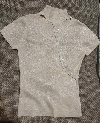 Продам блузку серебро 44 размер новую