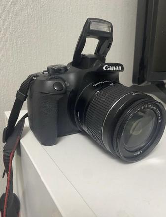 Продам Камера Canon 1300d