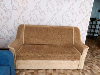 Продам срочно раздвижной диван