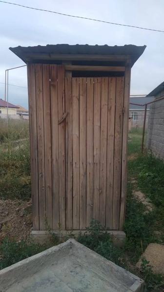 Деревянный туалет | Туалет на улицу | Уличный туалет