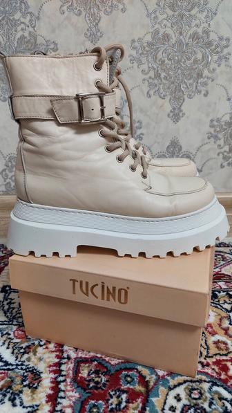 Продам обувь Tucino