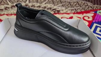 Продам женскую обувь, Турция
Качество супер
Размер 36