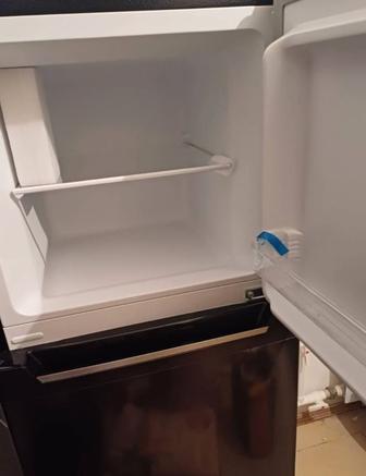 Бывая техника холодильник