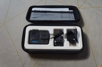 Продам экшн-камеру GoPro HERO 11 и скоростную флеш-карту на 256 gb.