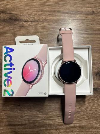 Продам смарт часы Samsung Galaxy Watch Active2