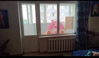 Продам б/у деревянные окна балконные с дверью в хорошем состоянии