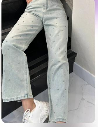 Продам джинсы новые женские