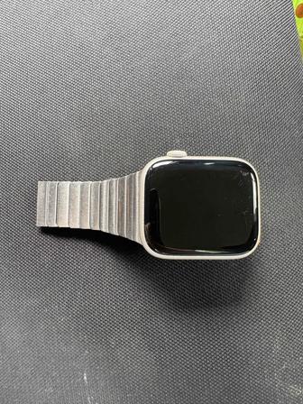 Смарт-часы Apple Watch Series 7 45 mm starlight