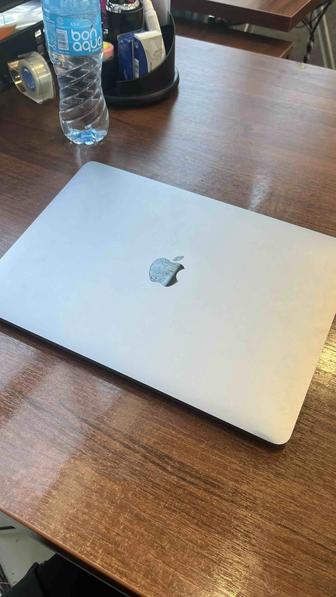 Продам MacBook Pro