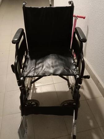 Продам инвалидную коляску в хорошем состоянии