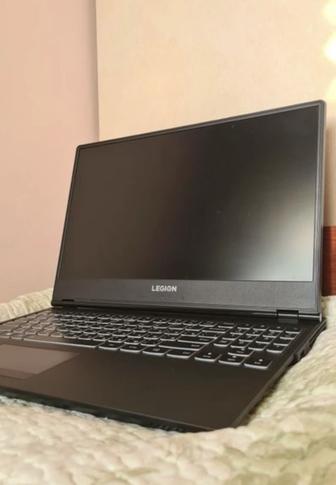 Продам игровой ноутбук Lenovo Legion Y530-15ICH в отличном состоянии