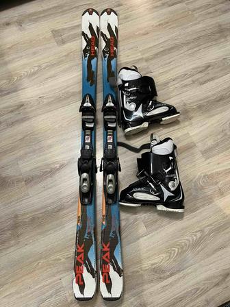 Лыжи и ботинки