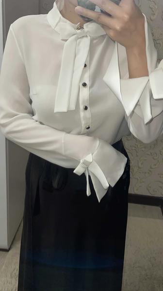 Шифоновая белая блузка