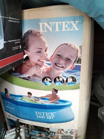 Бассейн для детей фирмы INTEX